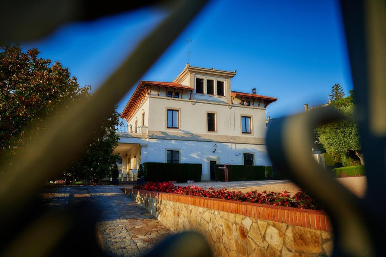 Hotel Arrey Alella Buitenkant foto