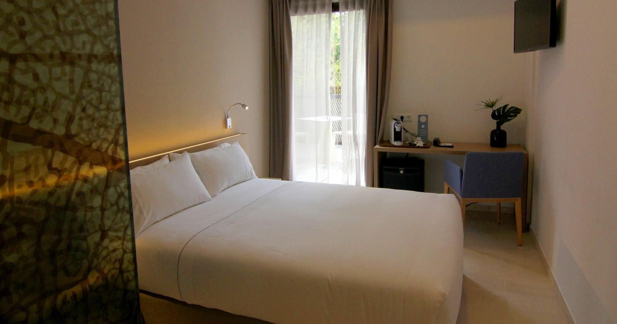 Hotel Arrey Alella Buitenkant foto